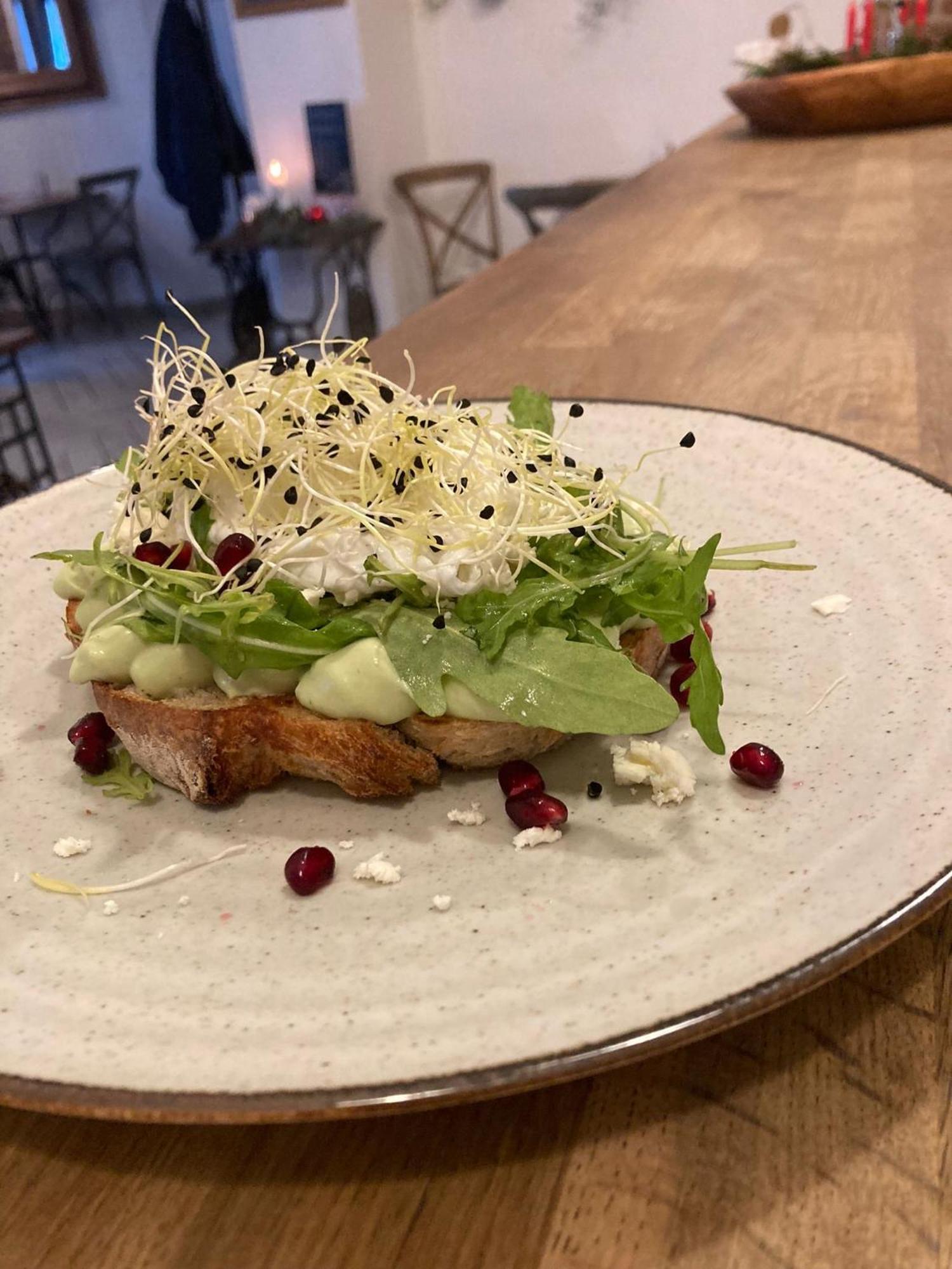 Time Cafe & Гостевой дом